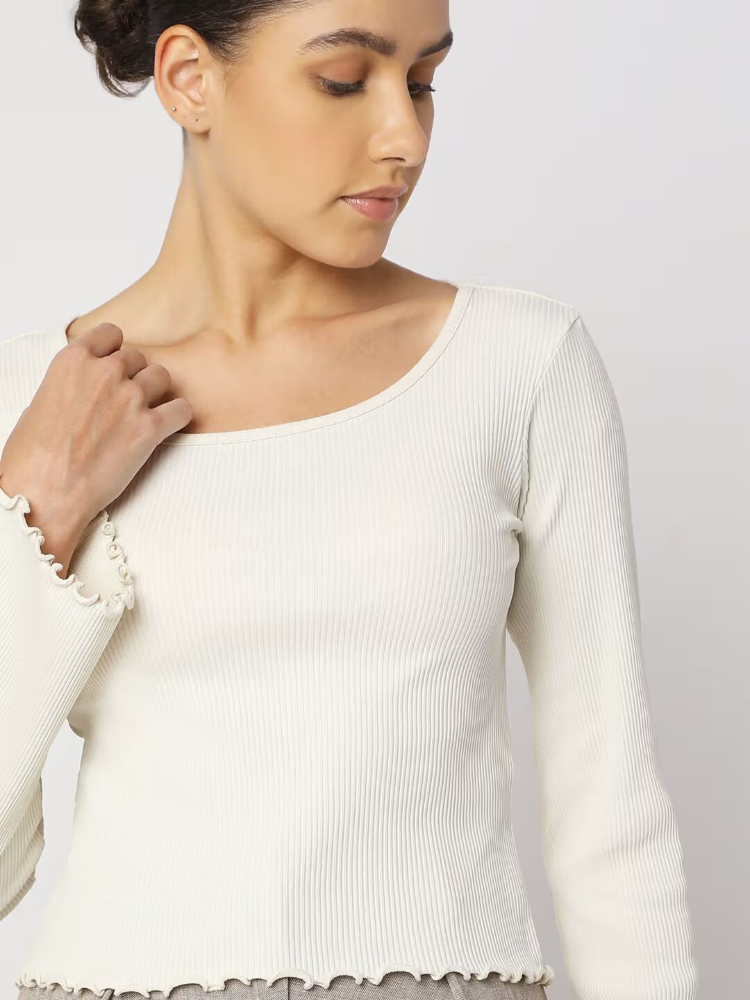 Gizem Off-White Ribbed Knitted Top