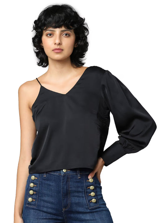 Gizem Sleek Solid Black Top